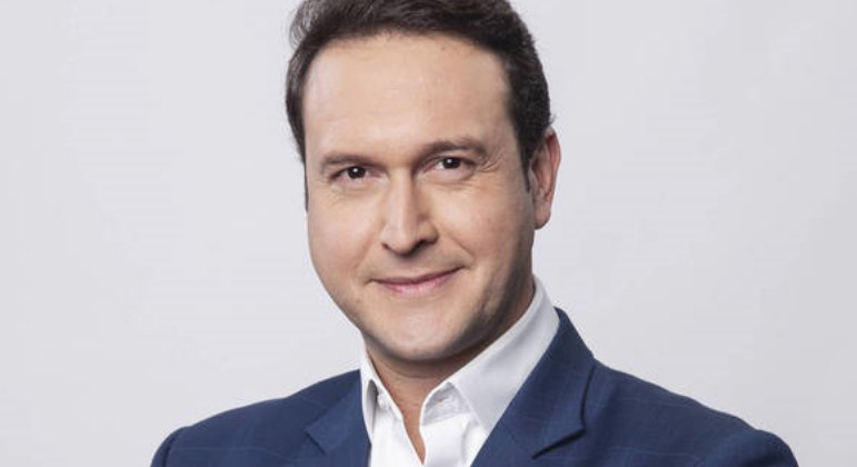 Record TV realizará sabatinas com os candidatos à Presidência